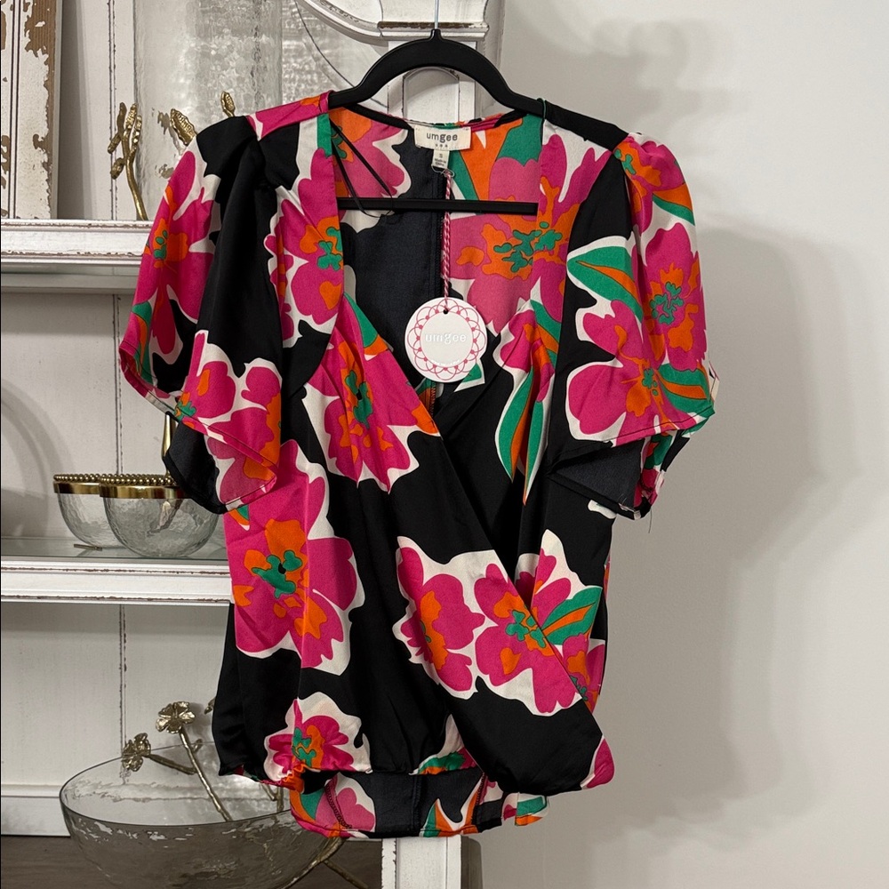 Size Small Umgee Black Pink & Green Floral Wrap Blouse